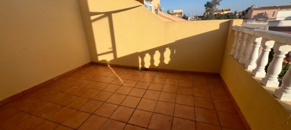 Casa de 4 dormitorios en Torrevieja, Spain No. 143673 9