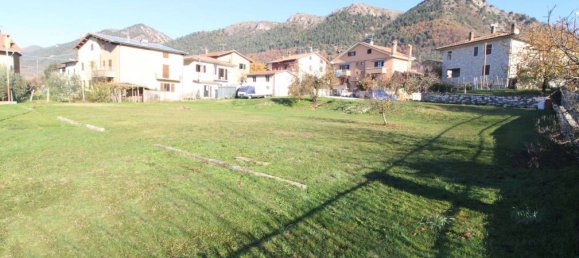 Edificio de 5 habitaciónes en Gubbio, Italy No. 105468 2