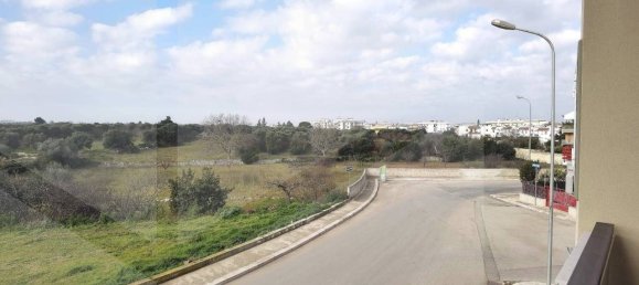 Квартира с 2 комнатами в Битритто, Италия № 22247 30