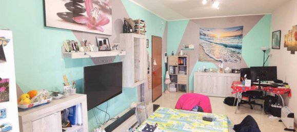 Квартира с 2 комнатами в Битритто, Италия № 22247 7