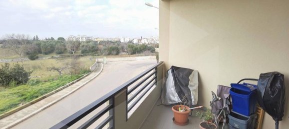 Квартира с 2 комнатами в Битритто, Италия № 22247 14