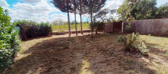 4 غرف نوم منزل في Diou, France رقم 93877 24