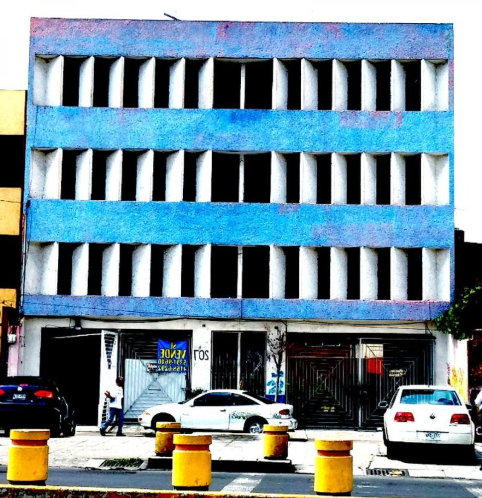 Bâtiment à Mexicali, Mexico 225m² No. 201907