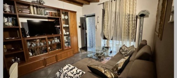 Apartamento T3 em Veduggio con Colzano, Italy N.º 329796 13