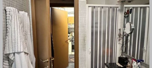 Apartamento T3 em Veduggio con Colzano, Italy N.º 329796 16