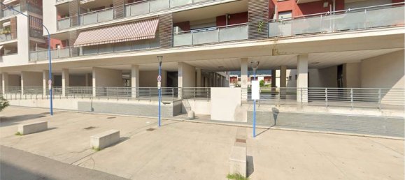 93m² Commercial property in Brescia, Italy No. 362861 13
