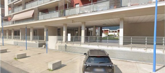 93m² Commercial property in Brescia, Italy No. 362861 12