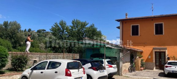 26m² Warehouse in Lastra a Signa, Italy No. 270777 5