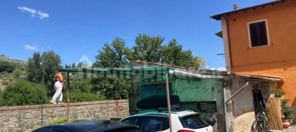 26m² Warehouse in Lastra a Signa, Italy No. 270777 4