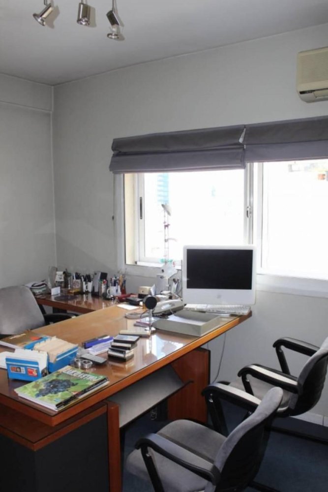 271m² Office in Buenos Aires, Argentina No. 110193