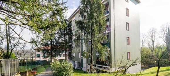 2-salle Appartement à Carate Brianza, Italy No. 14921 20