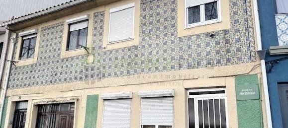 5 bedrooms House in Porto, Portugal No. 106256 14