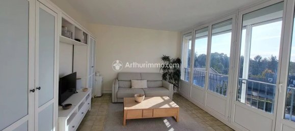 4 chambres Appartement à Gonesse, France No. 182573 3