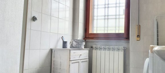 8 rooms House in Camerino, Italy No. 133208 37