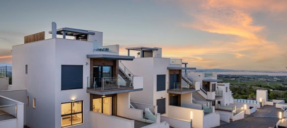 2 bedrooms Bungalow in San Miguel de Salinas, Spain No. 16449 3