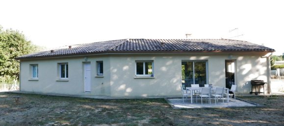 3 bedrooms House in Saint-Astier, France No. 340129 9