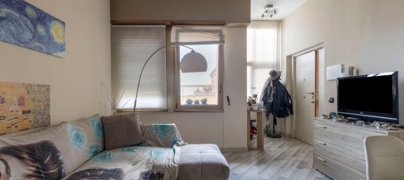 Apartamento de 2 dormitorios en Catania, Italy No. 311061 2