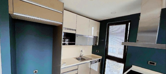 Apartment 3+1 in Istanbul, Turkey No. 24063 4