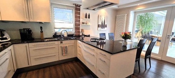 4 bedrooms House in Leer, Germany No. 241055 8