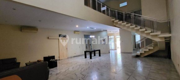 Дом с 4 спальнями в Kebon Jeruk, Индонезия № 2490 10