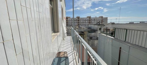 5 rooms Apartment in Manfredonia, Italy No. 28252 13