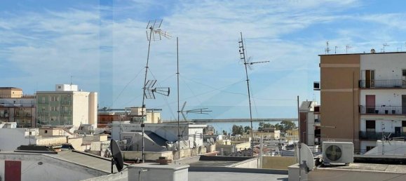 5 rooms Apartment in Manfredonia, Italy No. 28252 16