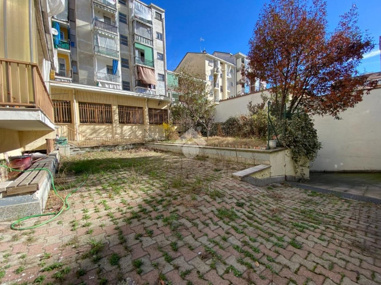 10 rooms House in Turin, Italy No. 206575