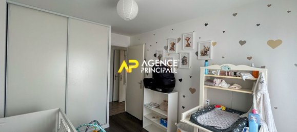 2 bedrooms Apartment in Bezons, France No. 172816 9
