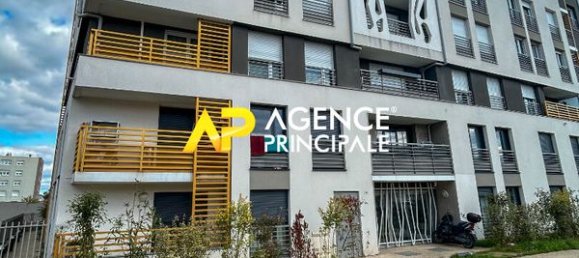 2 bedrooms Apartment in Bezons, France No. 172816 15