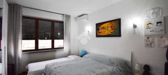 4 rooms Apartment in Ivrea, Italy No. 38091 9