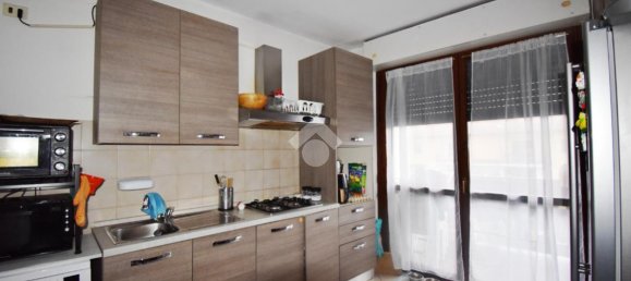 4 rooms Apartment in Ivrea, Italy No. 38091 6