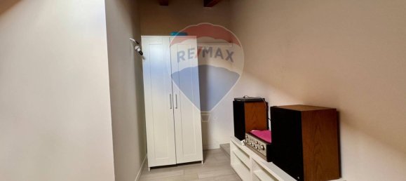 Studio in Udine, Italy No. 269274 8