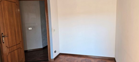 6 rooms Apartment in Perugia, Italy No. 279666 48