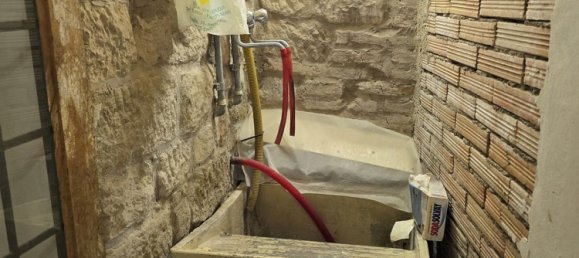 6 rooms Apartment in Perugia, Italy No. 279666 23