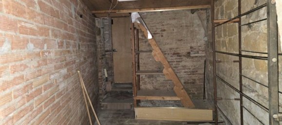 6 rooms Apartment in Perugia, Italy No. 279666 21