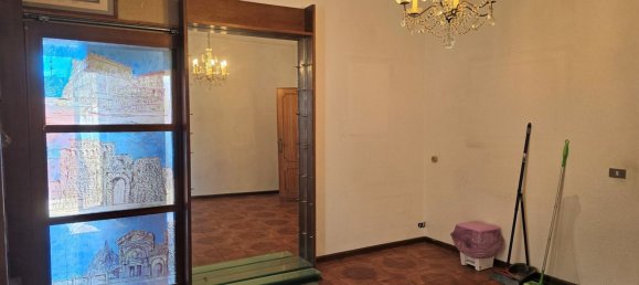 6 rooms Apartment in Perugia, Italy No. 279666 41
