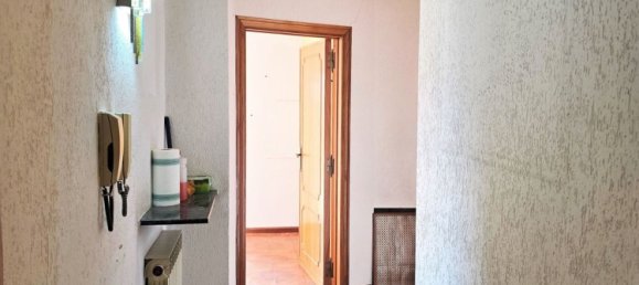 6 rooms Apartment in Perugia, Italy No. 279666 46