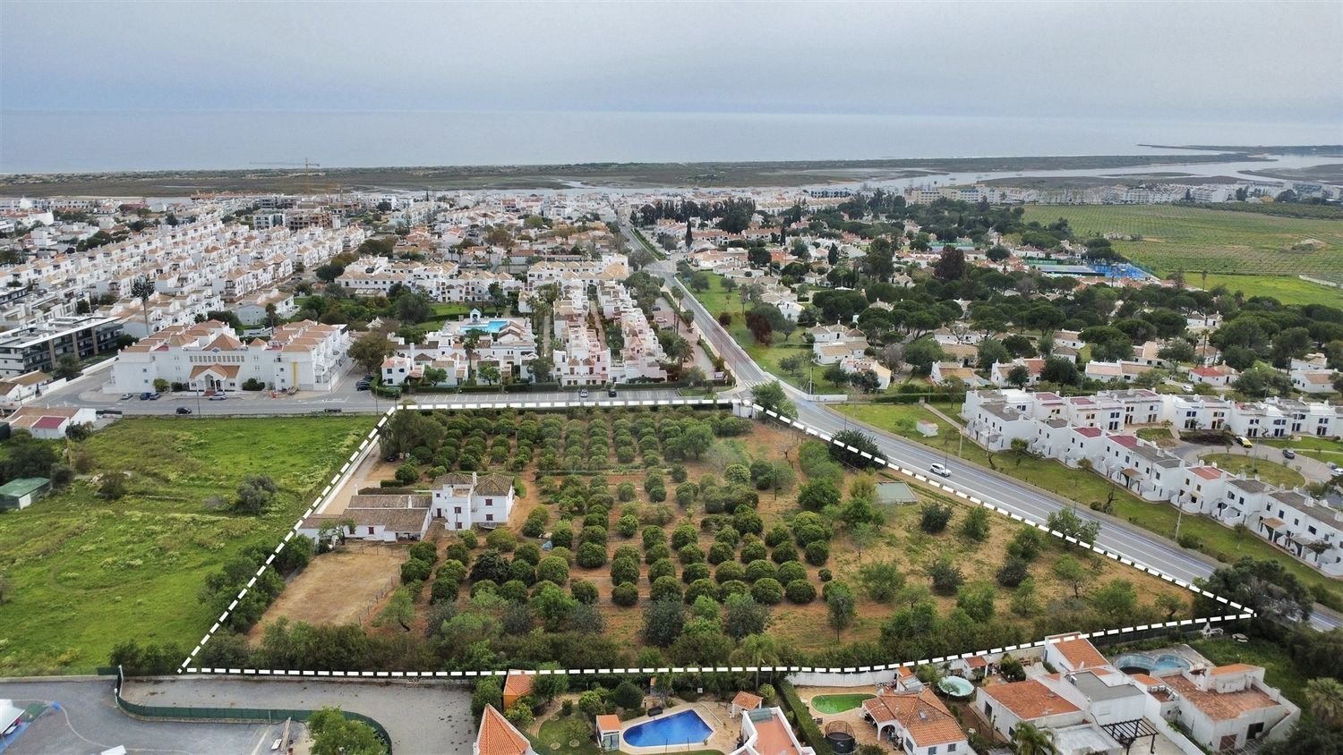  قطعة أرض في Tavira, Portugal 12754متر مربع رقم 59120