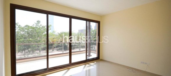 4 bedrooms Townhouse in Jumeirah Islands, UAE No. 98714 11