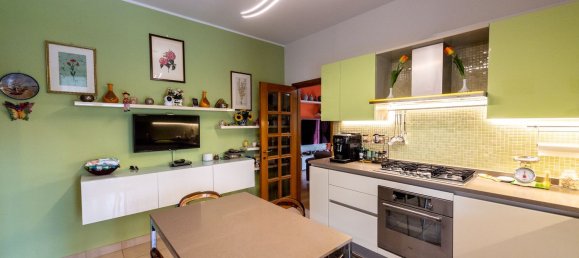 5 rooms Villa in Brescello, Italy No. 87453 6