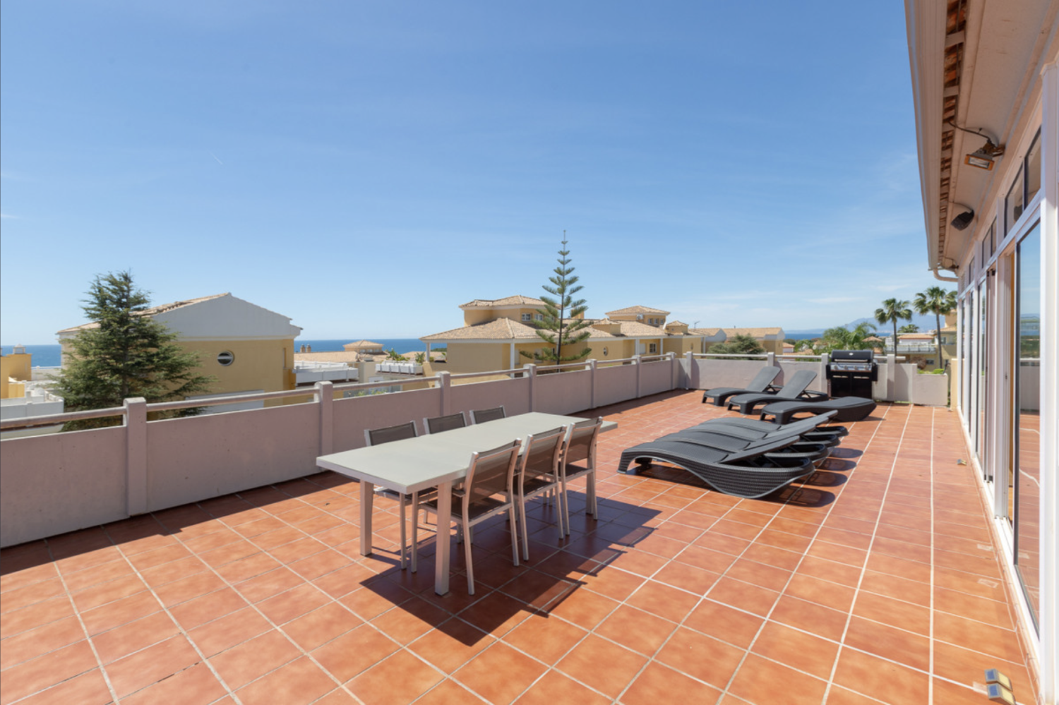 4 غرف نوم بانتهاوس في Marbella, Spain رقم 35269