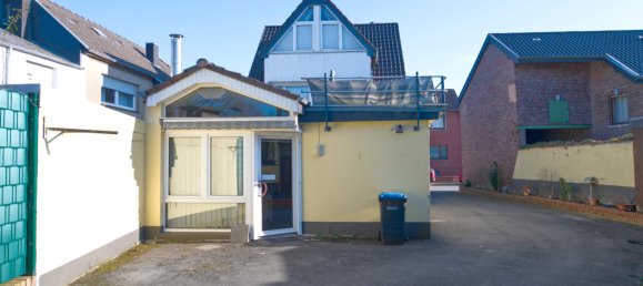 Здание с 2 спальнями в Хайнсберг, Германия № 173990 7