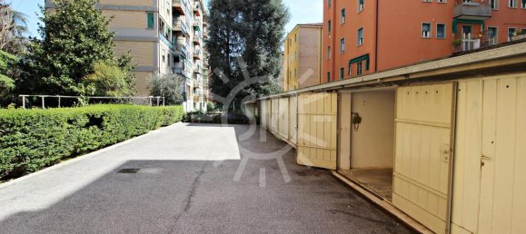 1 room Garage in Bologna, Italy No. 235517 5