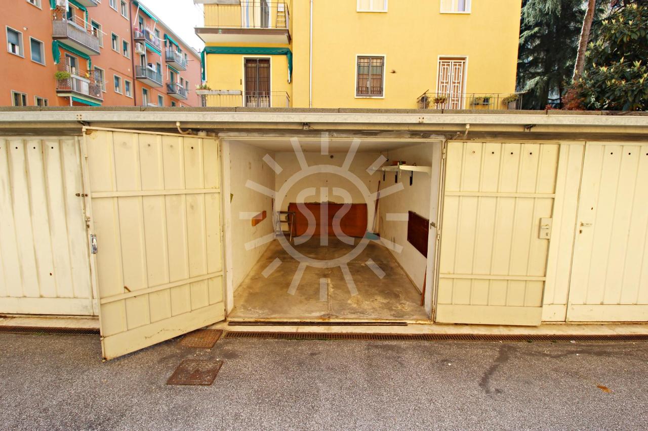 1 room Garage in Bologna, Italy No. 235517