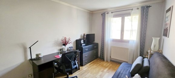 4 bedrooms House in Charvieu-Chavagneux, France No. 198946 9