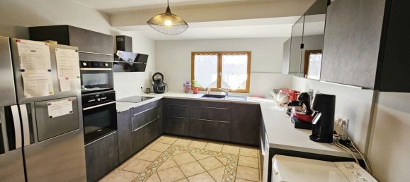 4 bedrooms House in Charvieu-Chavagneux, France No. 198946 13