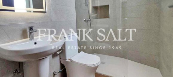 Ático de 2 dormitorios en Birkirkara, Malta No. 8031 7