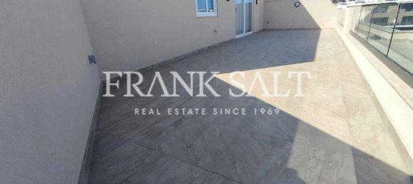 Ático de 2 dormitorios en Birkirkara, Malta No. 8031 20