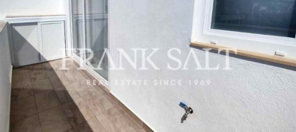 Ático de 2 dormitorios en Birkirkara, Malta No. 8031 18