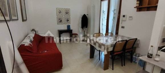 Apartamento de 1 dormitorio en Pisa, Italy No. 218510 2